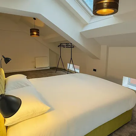Kehoe'S Penthouse Near Etihad Stadium & Coop Live Arena Sleeps 4-3