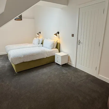 Kehoe'S Penthouse Near Etihad Stadium & Coop Live Arena Sleeps 4-2
